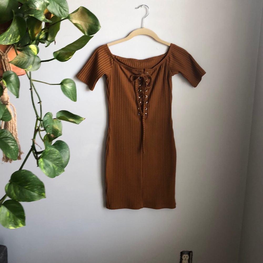 Lace-Up body con mini dress